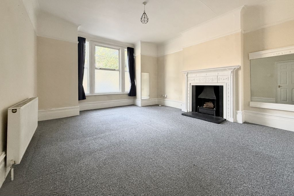 Property photo 2 of 7 2