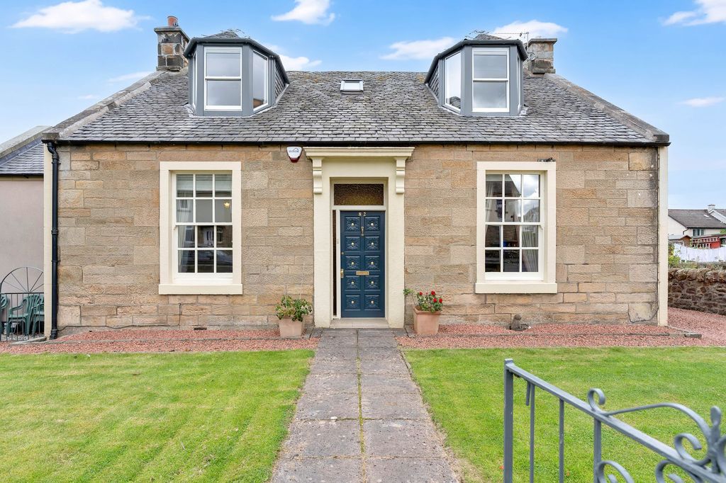 Property photo 1 of 65