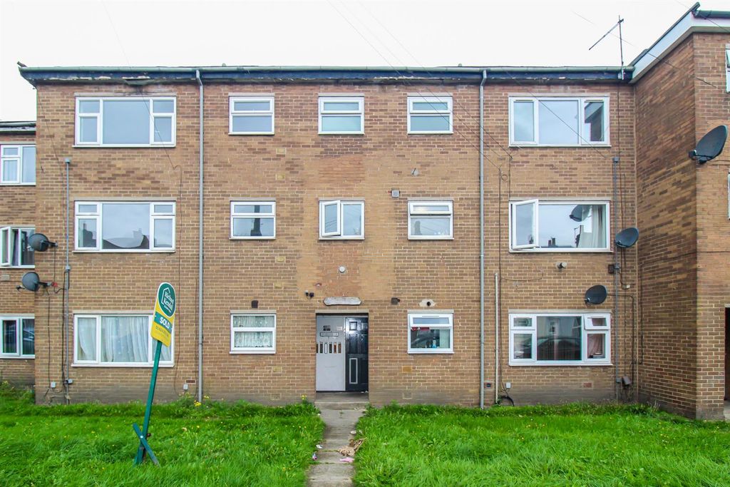 Property photo 1 of 5