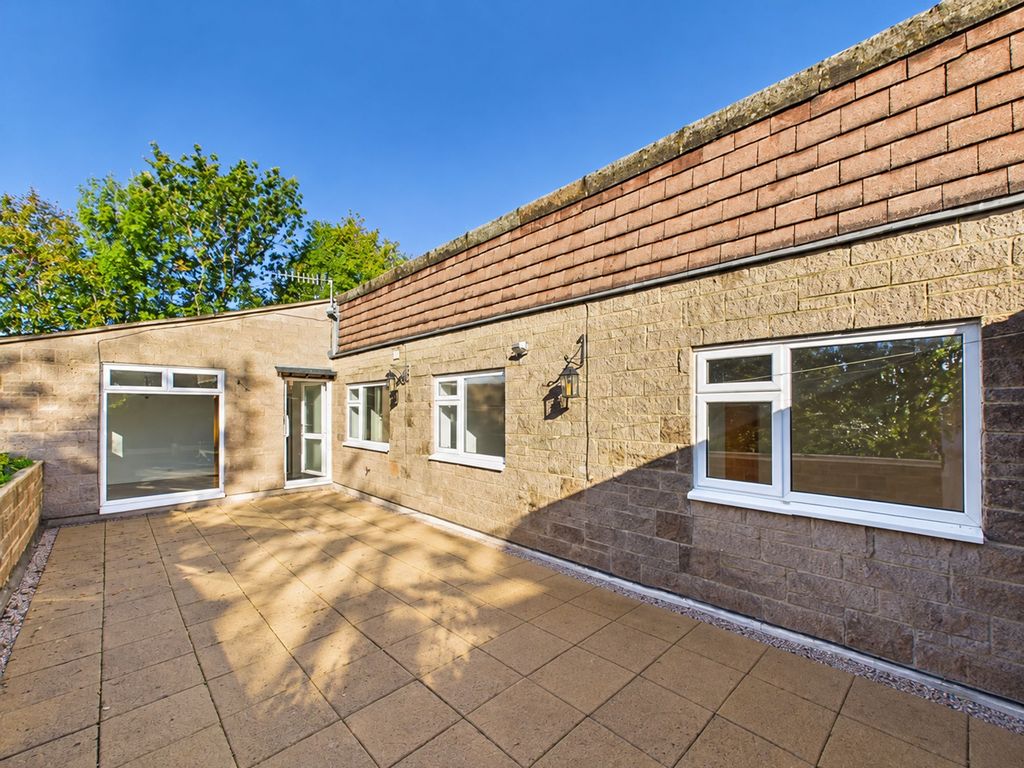 Property photo 1 of 10 Outside