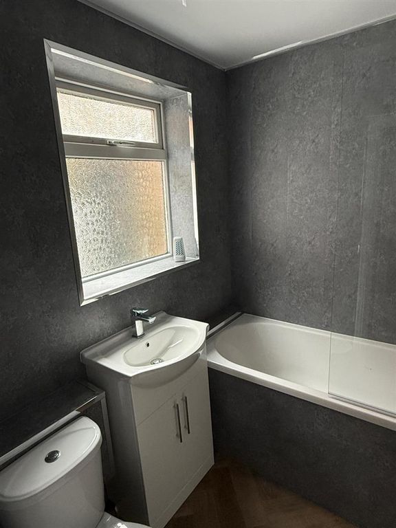 Property photo 3 of 5 3.Jpeg