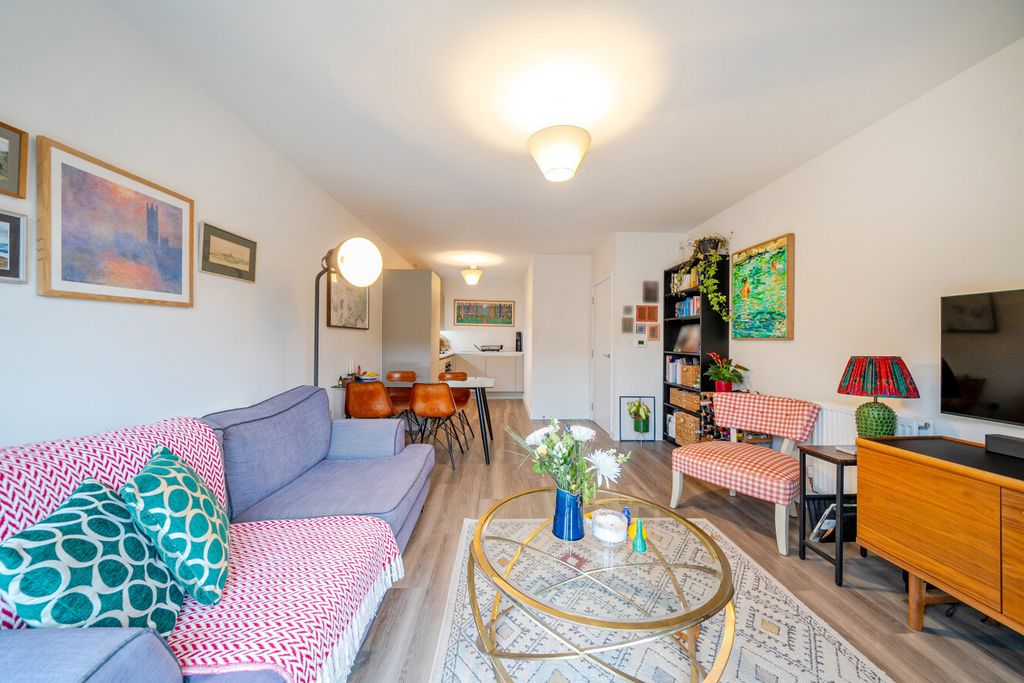 Property photo 1 of 11 1529229-12-6Ac624...