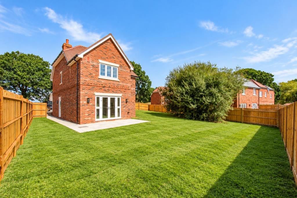 Property photo 2 of 4 B2E8F961d93Bd7c5288852933Cdf62B6.Png