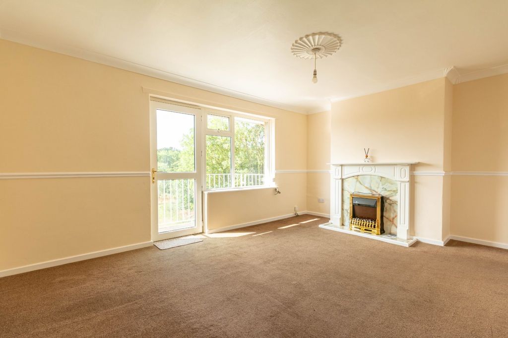 Property photo 2 of 11 Picture No. 26