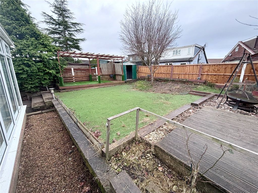 Property photo 2 of 26 Picture No. 66