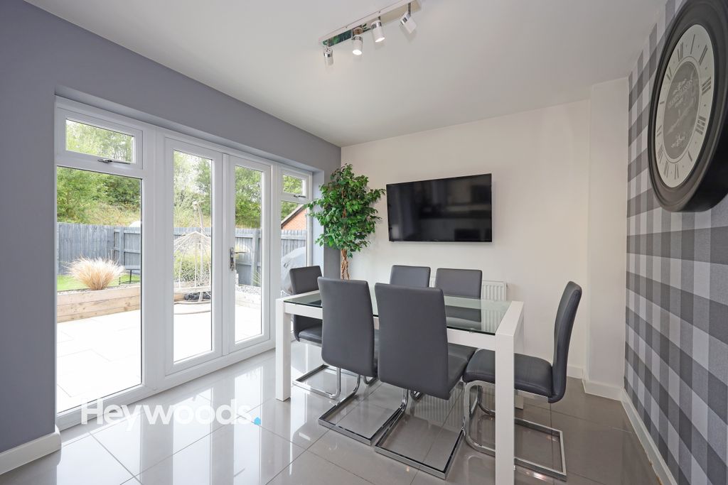 Property photo 2 of 42 0F1A5445