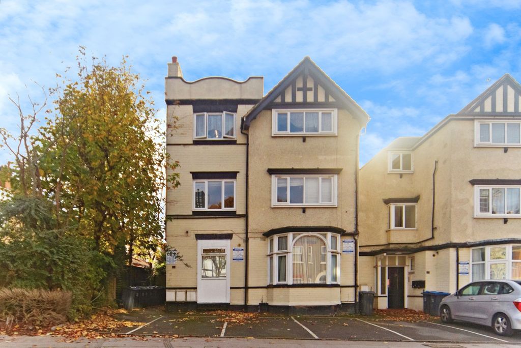 Property photo 1 of 17 Photo