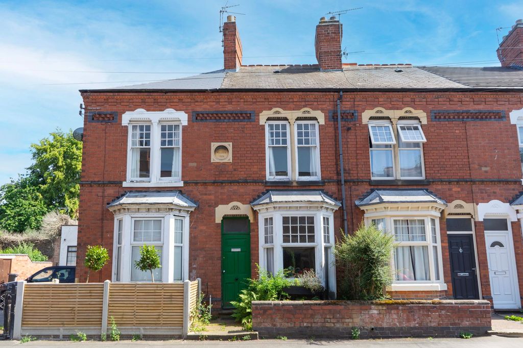 Property photo 1 of 11