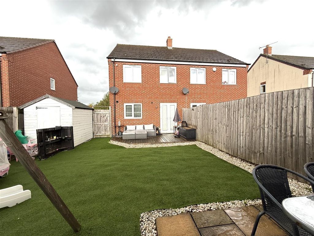 Property photo 2 of 21 63 Priory Ext.Jpeg