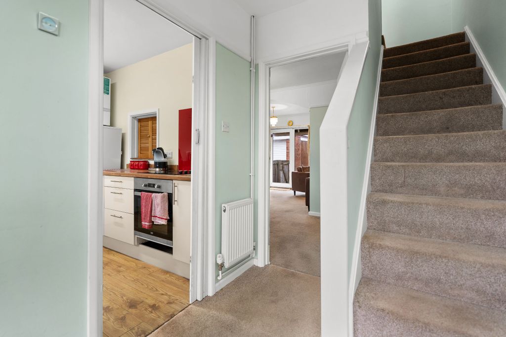 Property photo 3 of 25