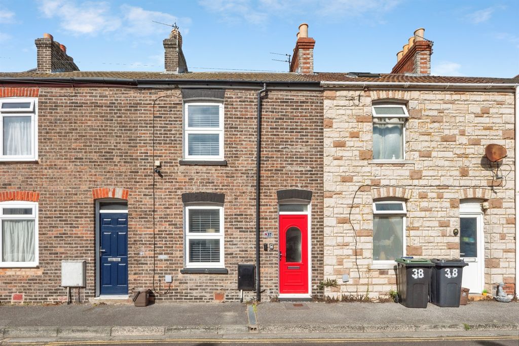 Property photo 1 of 19