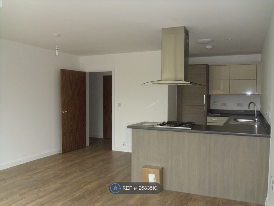 Property photo 2 of 8