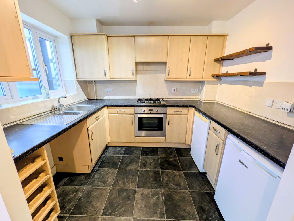 Property photo 3 of 22 1000033977