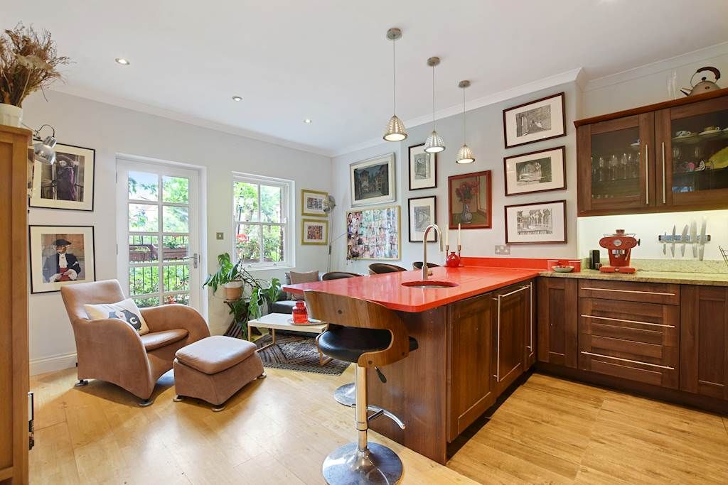 Property photo 3 of 13