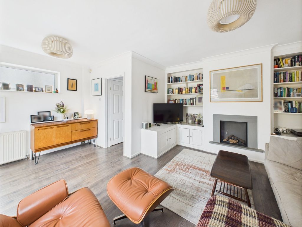 Property photo 3 of 13 Sitting Room