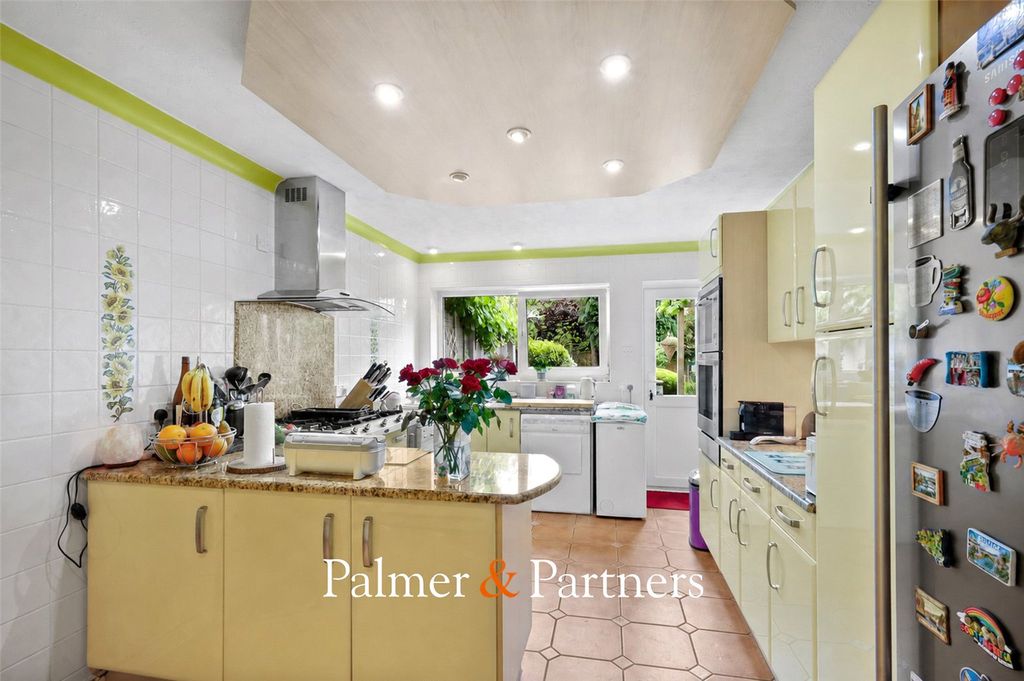 Property photo 2 of 26 Picture No. 04