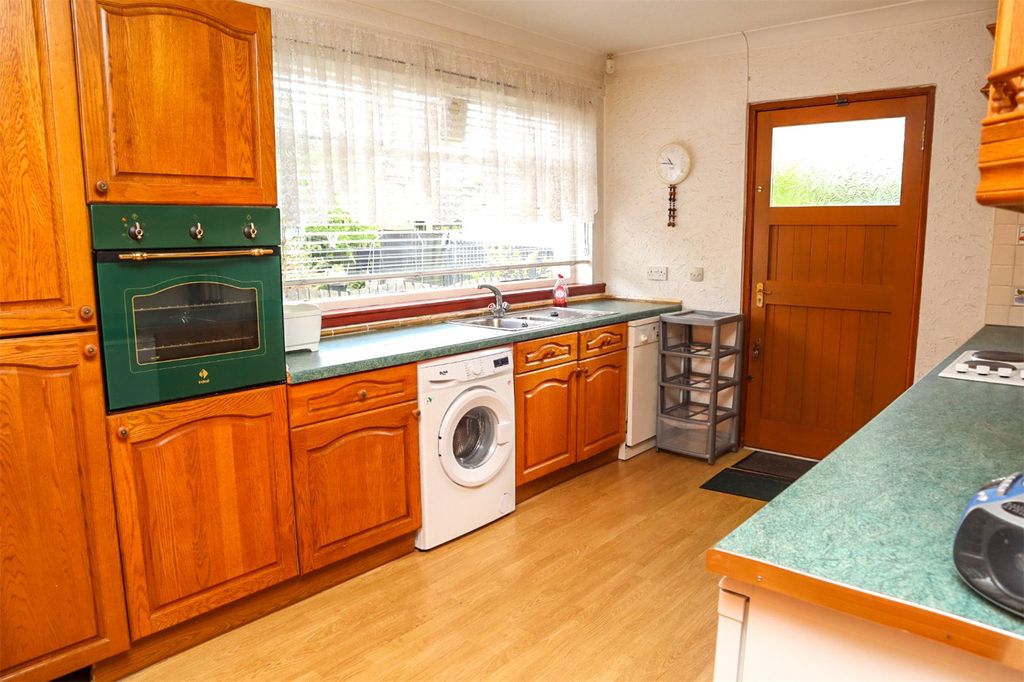 Property photo 3 of 15 Picture No. 13