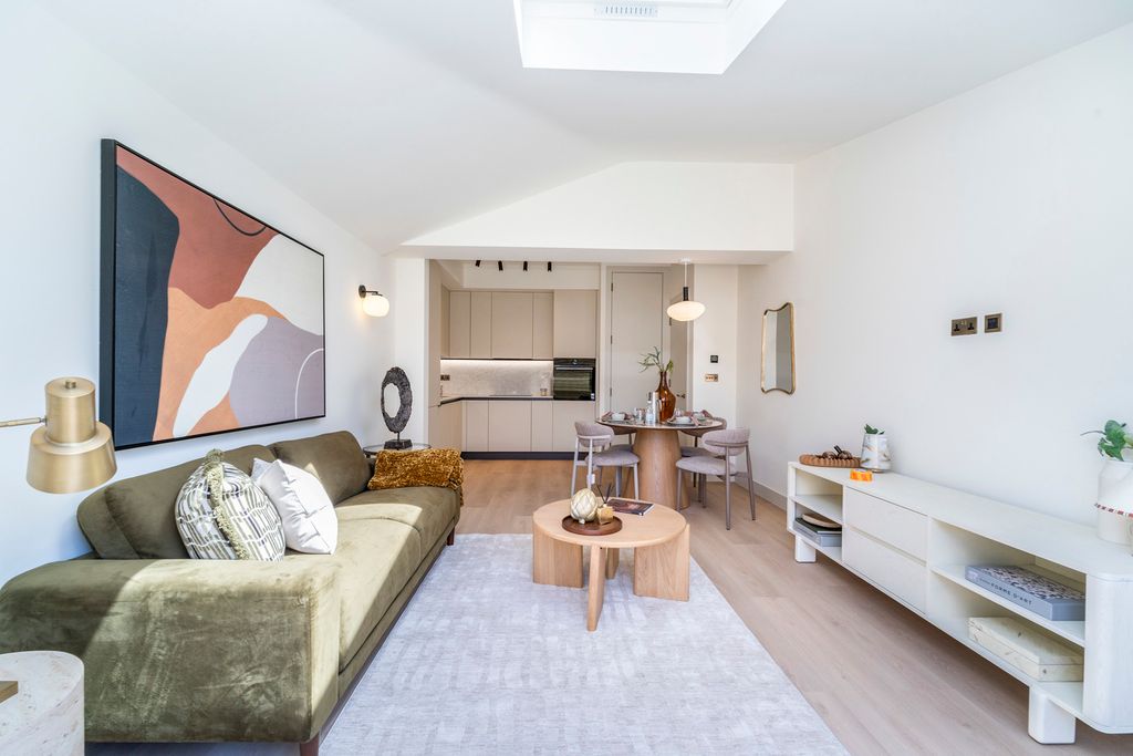 Property photo 1 of 18 Pbox-Img.Jpg