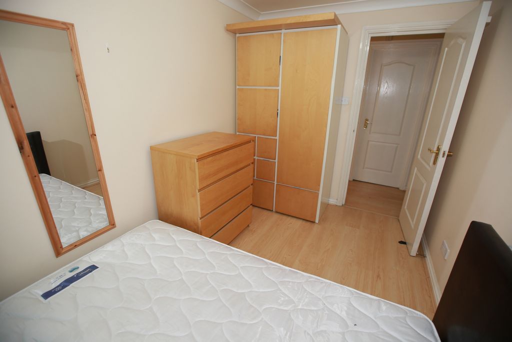 Property photo 3 of 9 Gallery