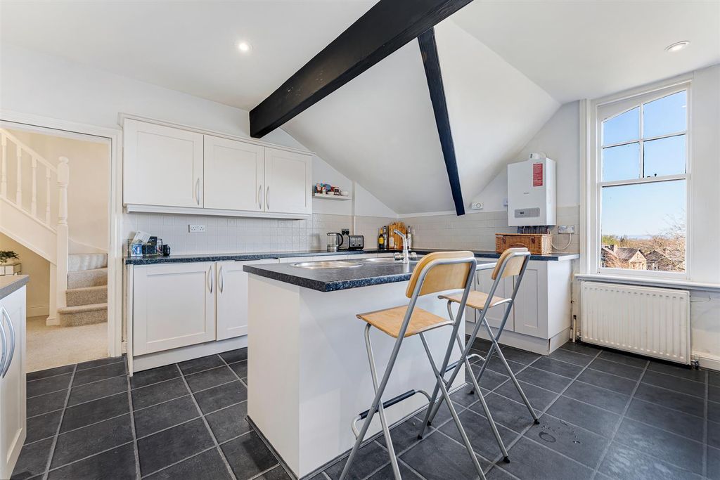 Property photo 3 of 48 Image 3