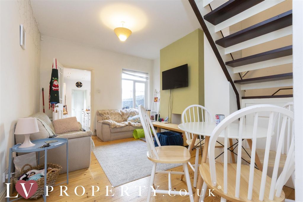 Property photo 2 of 15 N2.Jpg