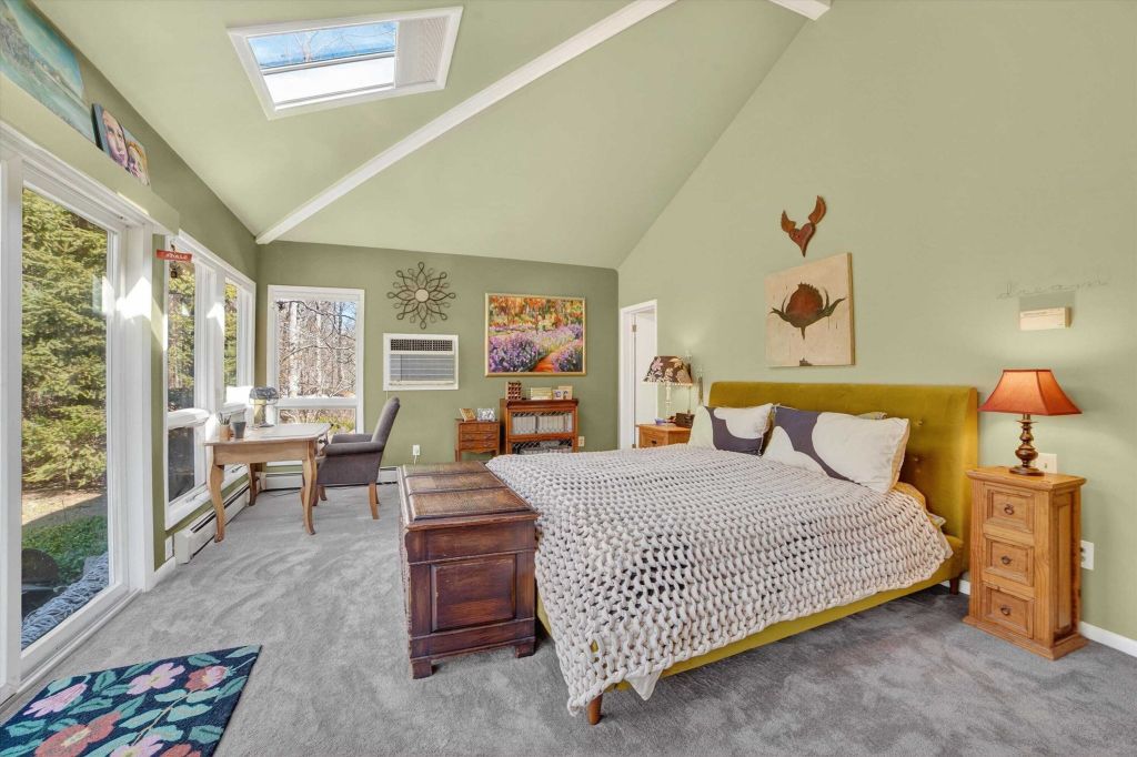 Property photo 3 of 12 <Alttext/>