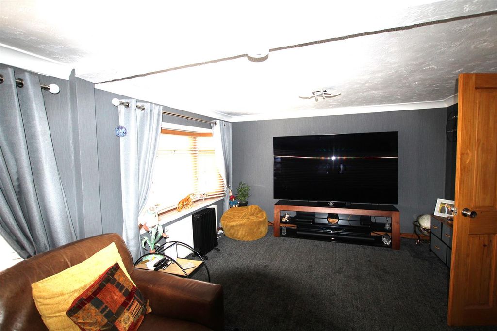Property photo 3 of 15 Img_1687.Jpg