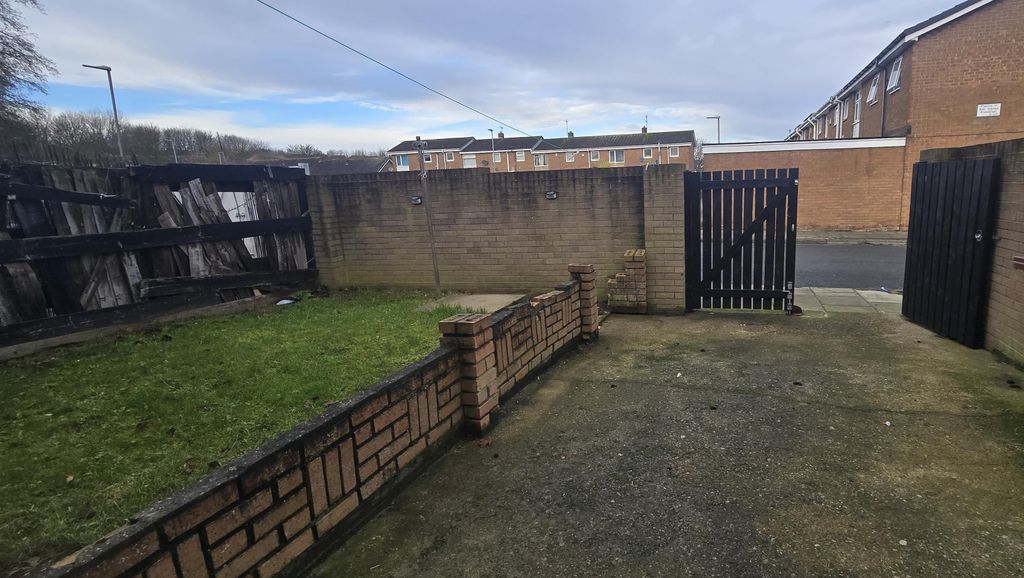 Property photo 2 of 11 R260129 026 - 4 Bodmin Grove, Hartlepool, Cleveland, Ts26 0Xd (12).Jpg