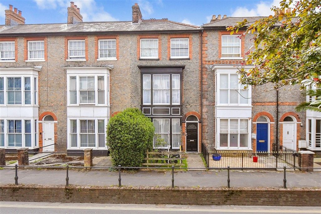 Property photo 3 of 8 External (Web)*