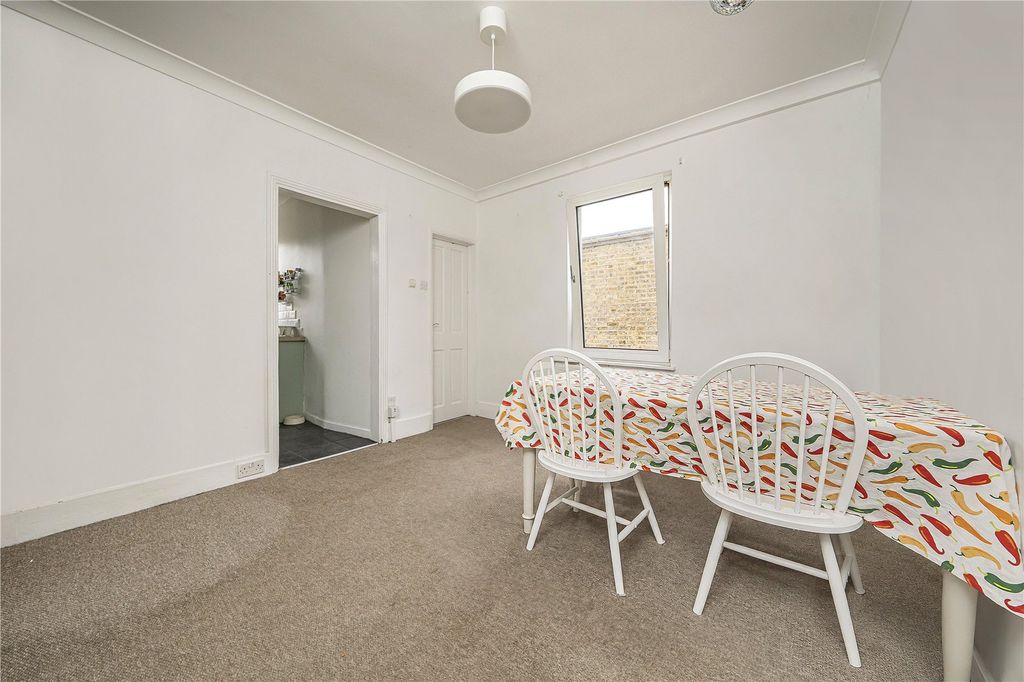 Property photo 3 of 11 Picture No. 05