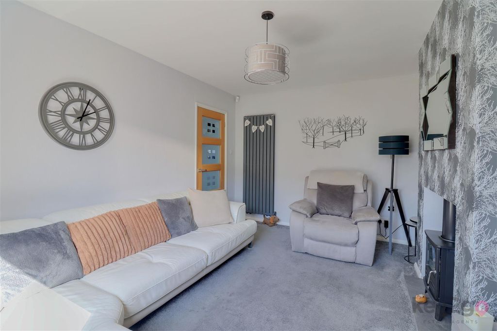 Property photo 3 of 28 Ran_0690-Ran_0692.Jpg