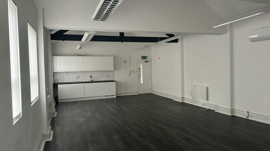 Property photo 3 of 5 Img_1317.Jpg