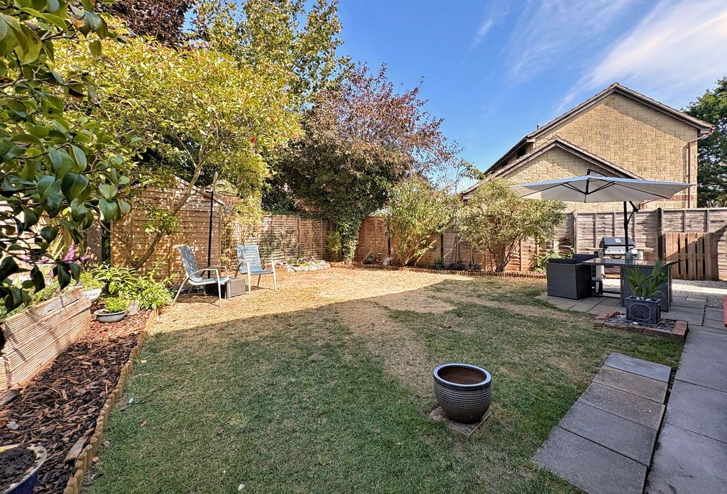 Property photo 3 of 18