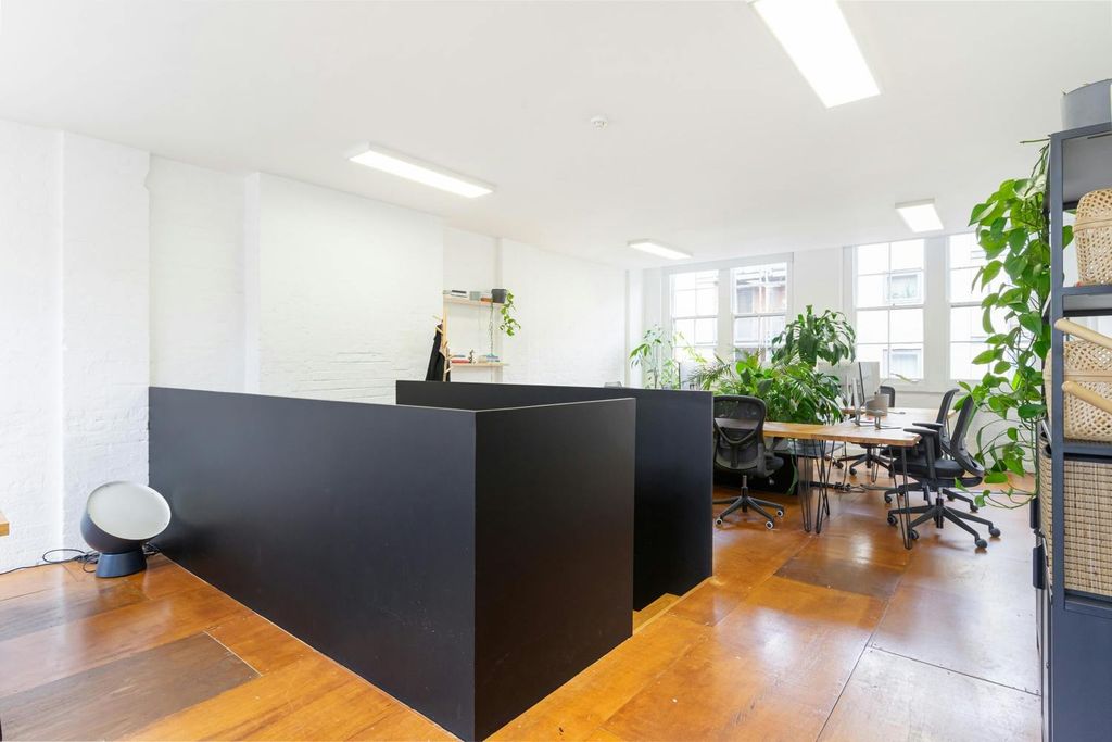 Property photo 3 of 14 5-Durham-Yard-Unit-11-E2-Bethnal-Green-London-Fields-Office-Studio-To-Let-Internal4-Dominion.London.Jpg
