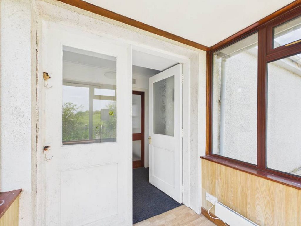 Property photo 3 of 27