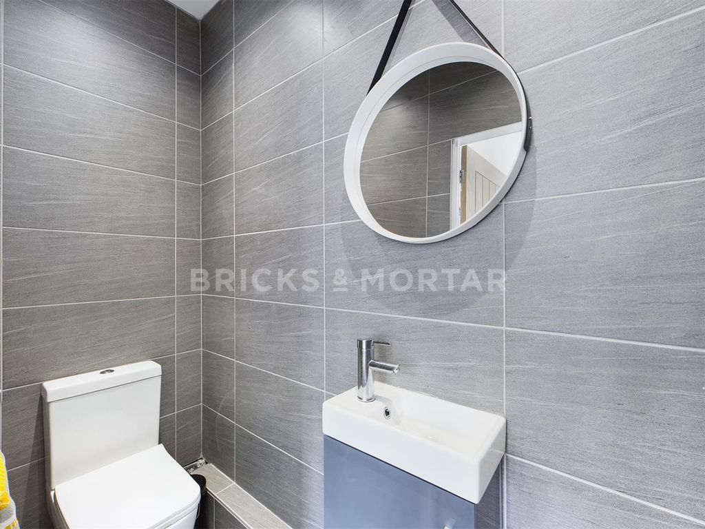 Property photo 3 of 9 K1Bdjwfuiu-5Ui2Nv3422W.Jpg