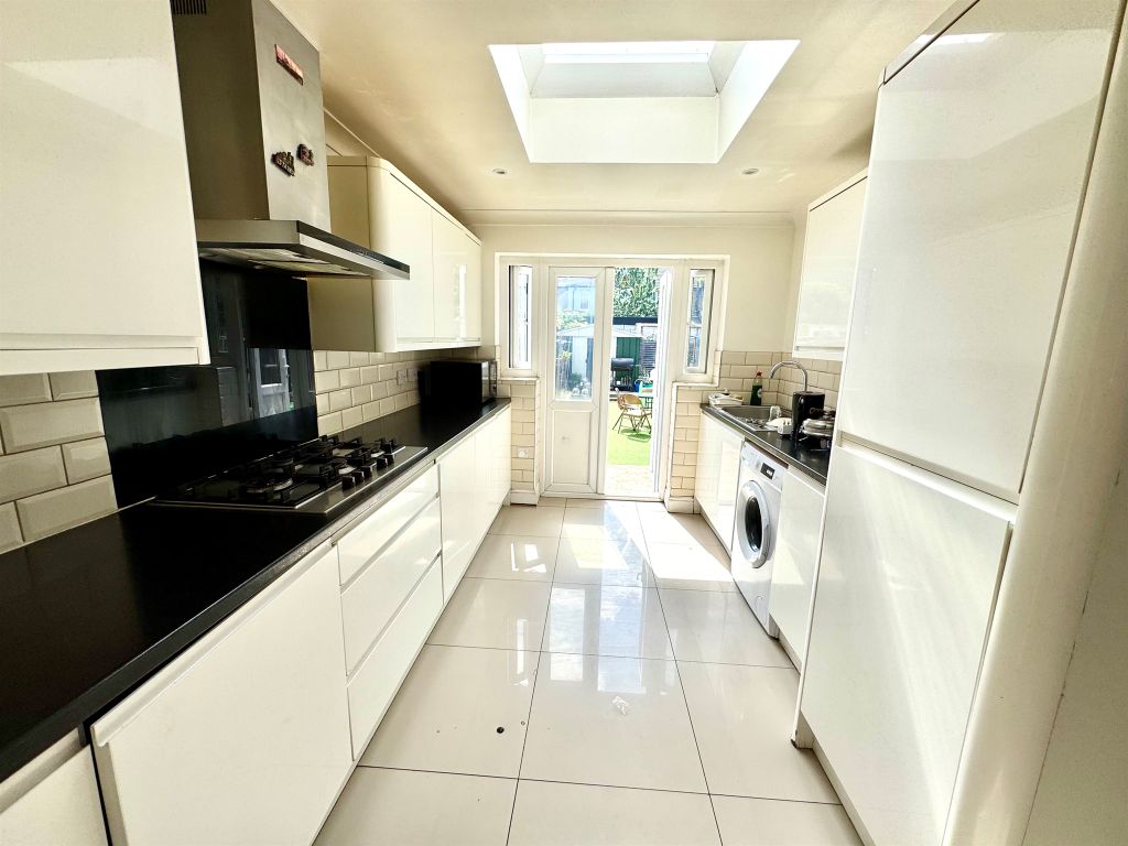 Property photo 3 of 38