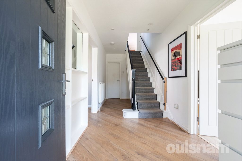 Property photo 3 of 21 Picture No. 13