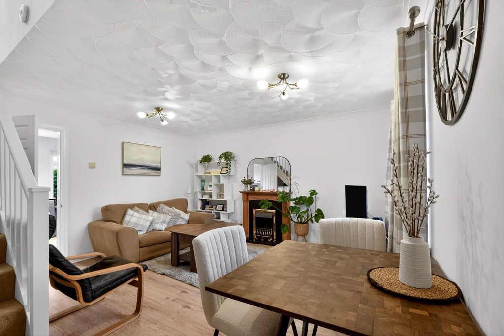 Property photo 3 of 20 Pnmb0520.Jpg