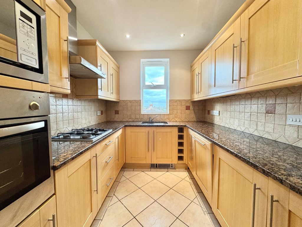 Property photo 2 of 6 Picture 2