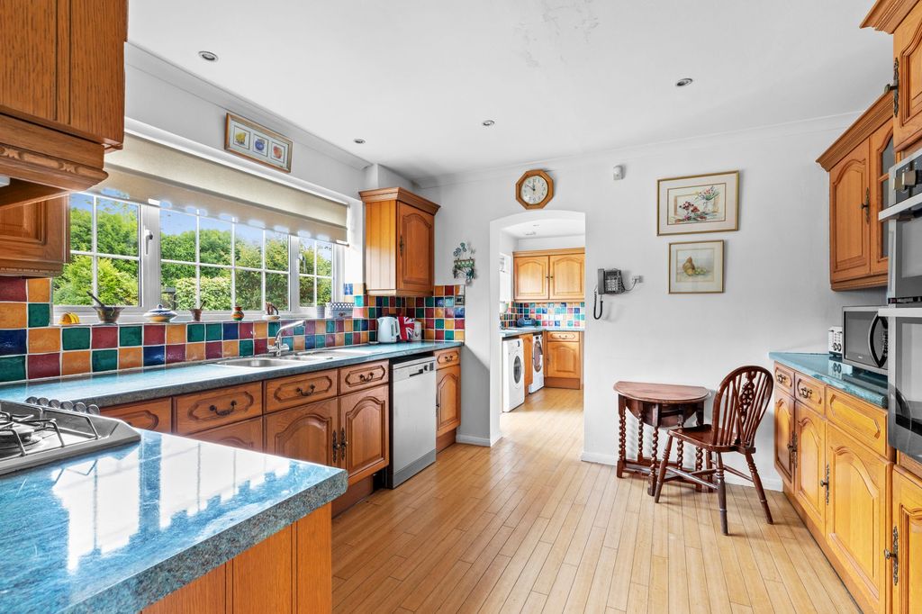 Property photo 2 of 15