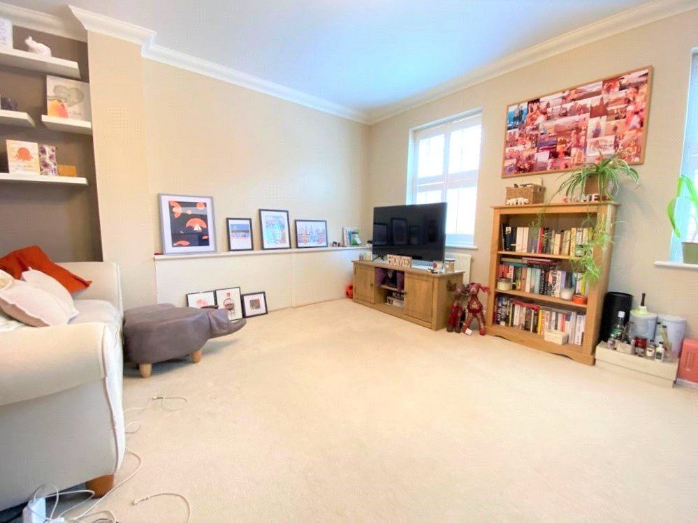 Property photo 3 of 6 Picture No. 18