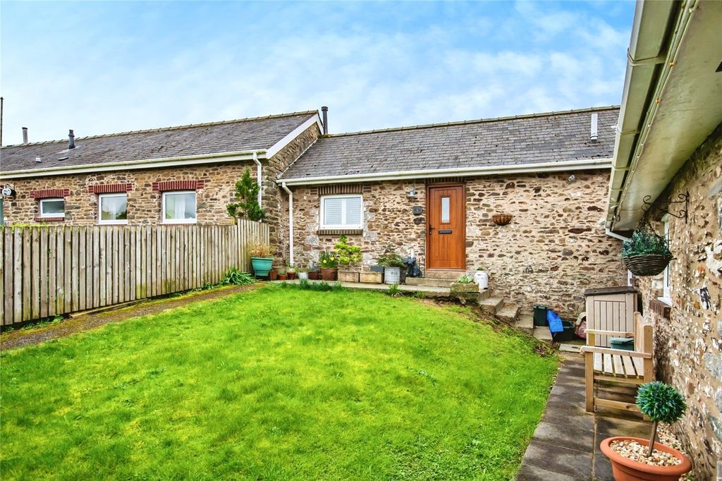 Property photo 2 of 14 Picture No. 31