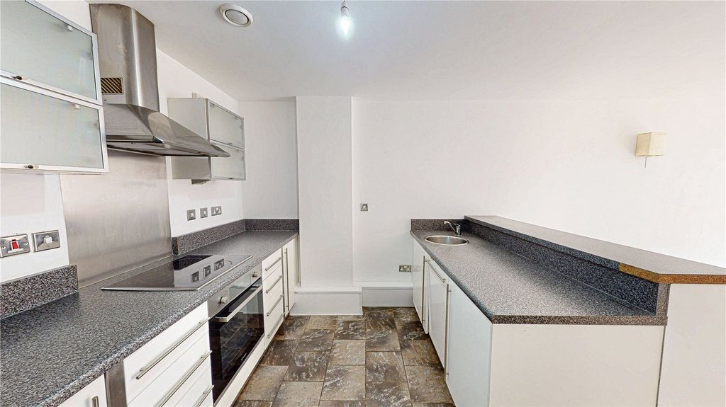 Property photo 3 of 9 Picture No. 08