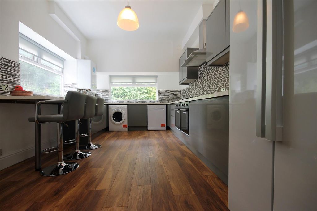 Property photo 1 of 12 1.Jpg