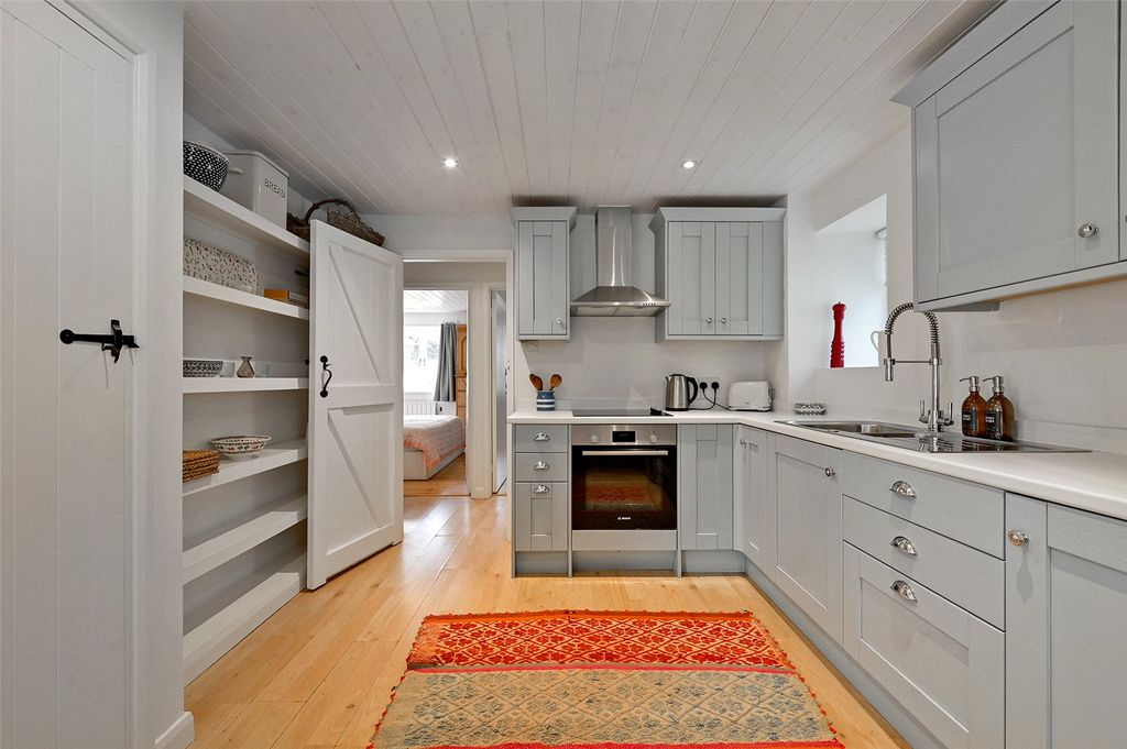 Property photo 3 of 14 Picture No. 07