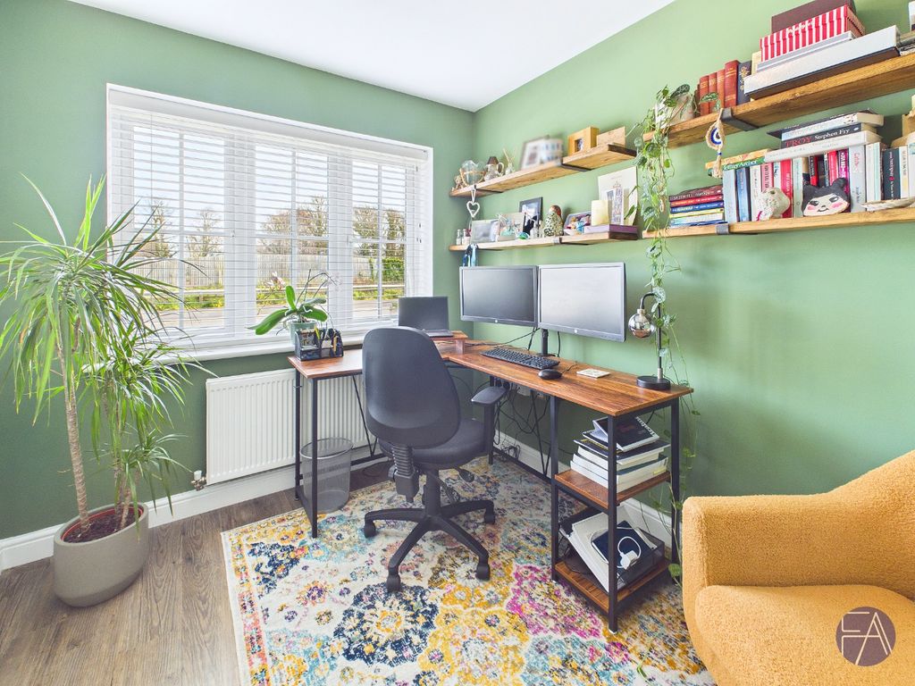 Property photo 3 of 38 5064716