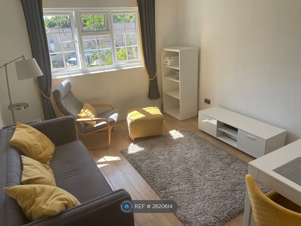 Property photo 3 of 12