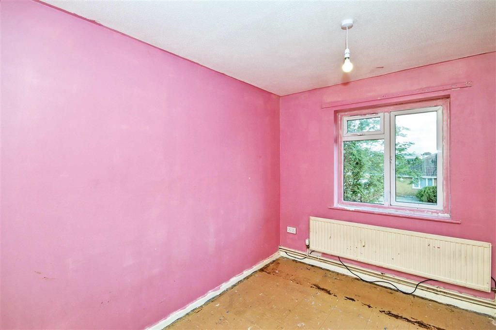 Property photo 3 of 5