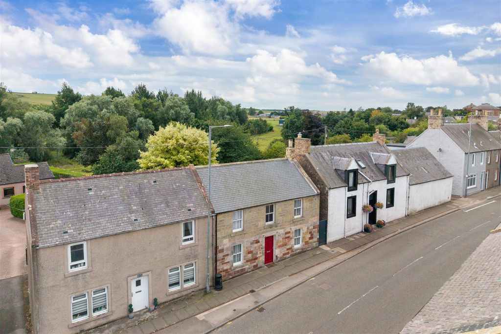 Property photo 2 of 27 38_East_High_Street-02.Jpg
